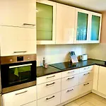Luxuryorion,nahe Europapark & Rulantica,netflix,disney,kartinatv דירה מהלברג